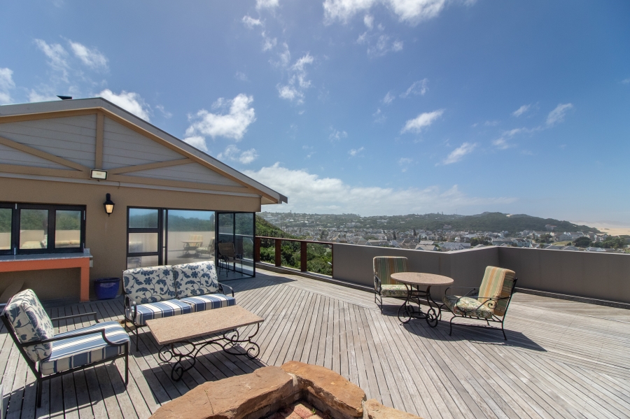 9 Bedroom Property for Sale in West Bank Eastern Cape